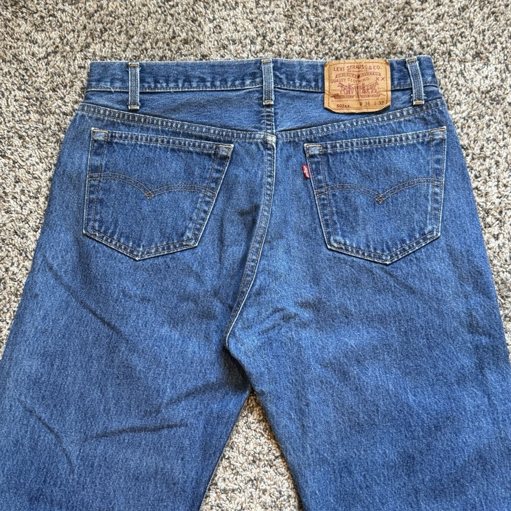 Vintage Levis 501xx Men's Size 36x33 Fit 32x28.5 Made In USA - Picture 6 of 13